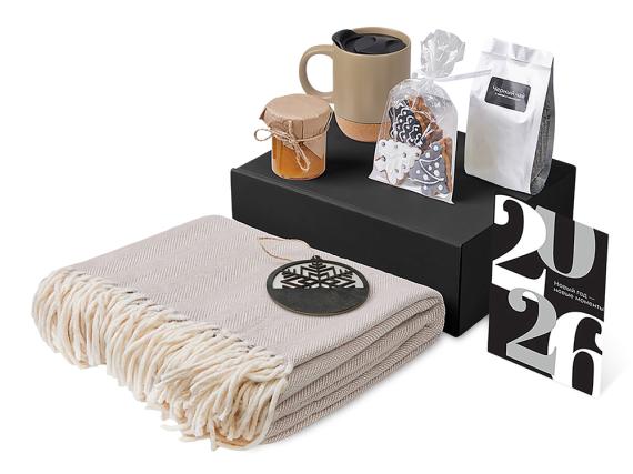 Подарочный набор «Re:Nest» с пледом, кружкой и вареньем