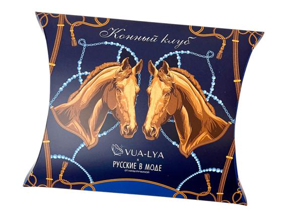 Платок «Конный клуб»